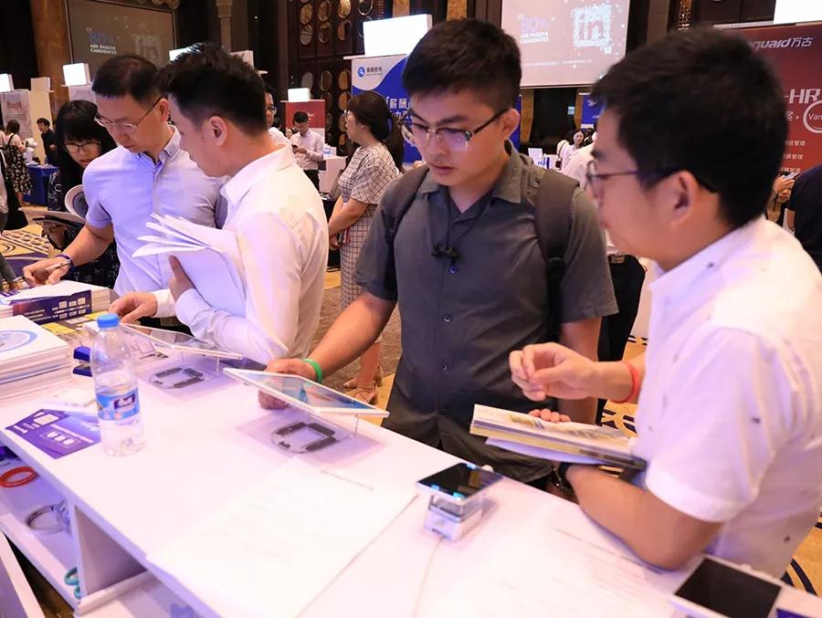 1578886622180757.jpg c11.jpg